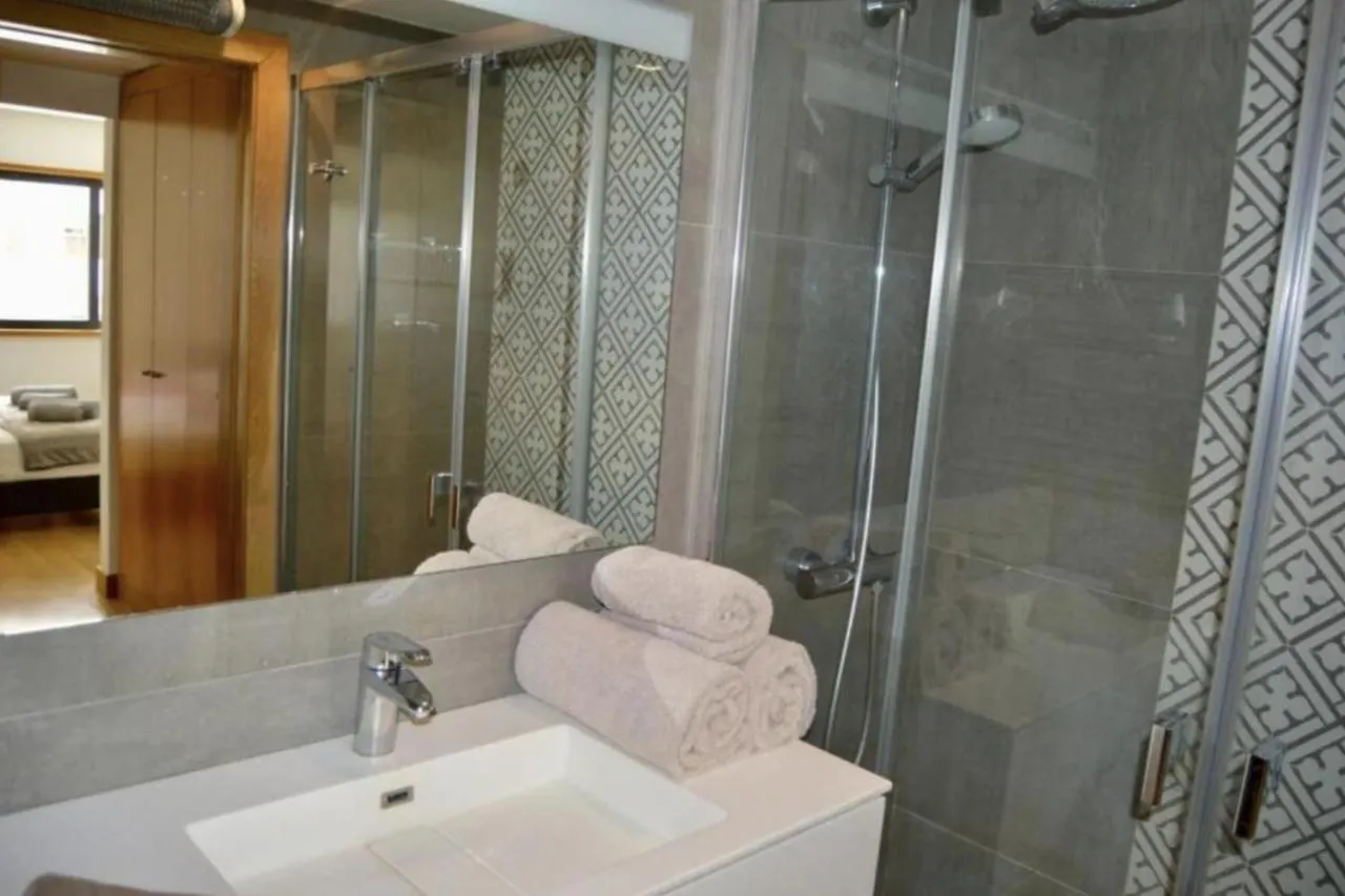 The Apartment El Corte Ingles/Av Novas Car Parking Lisboa