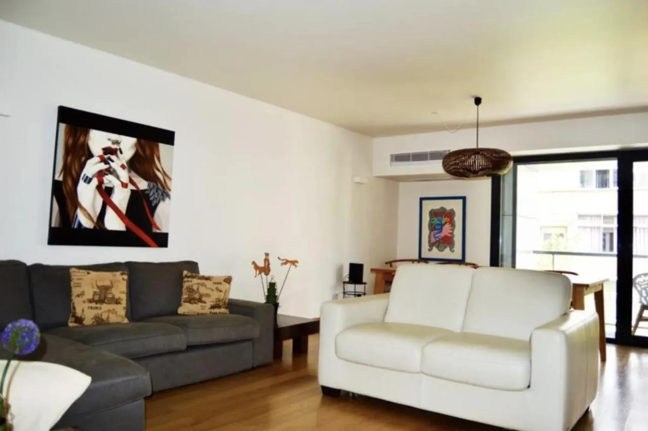 The Apartment El Corte Ingles/Av Novas Car Parking Lisboa 0*,  Portugal